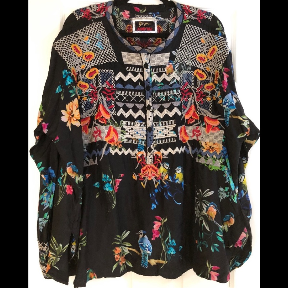 Gorgeous black floral and chevron style blouse